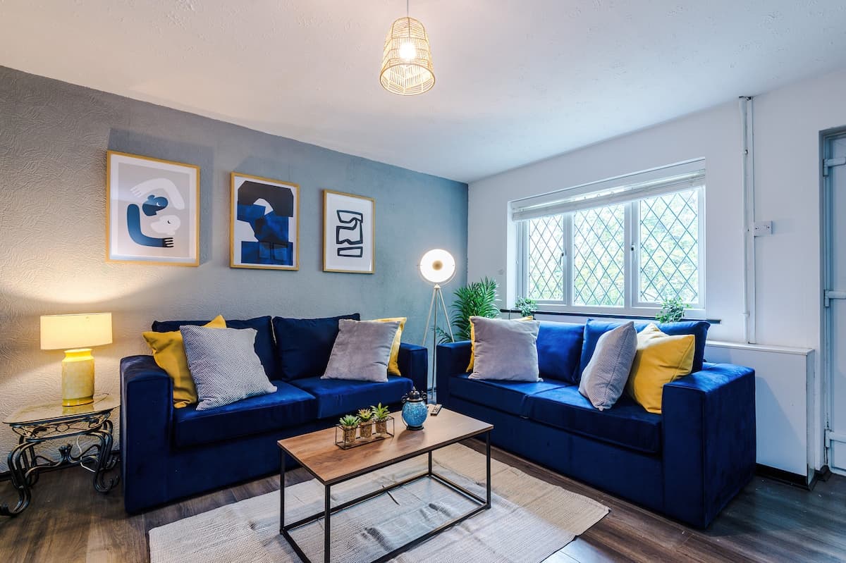 2 Bedroom House