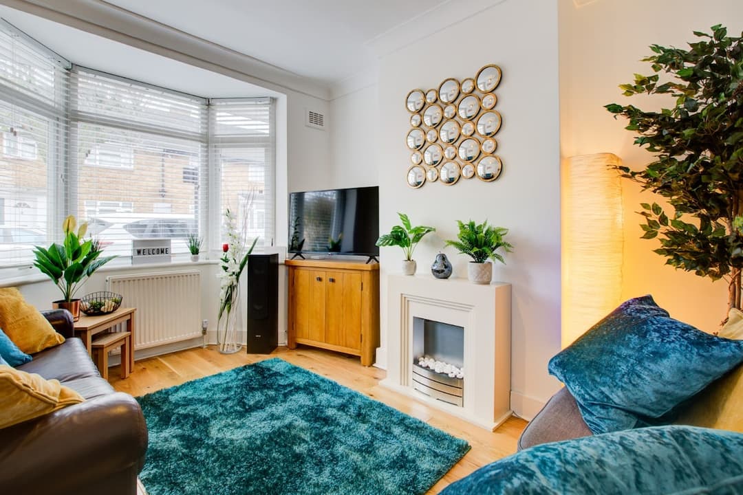 Stratford Gardens - 2 Bed House -  - View 1