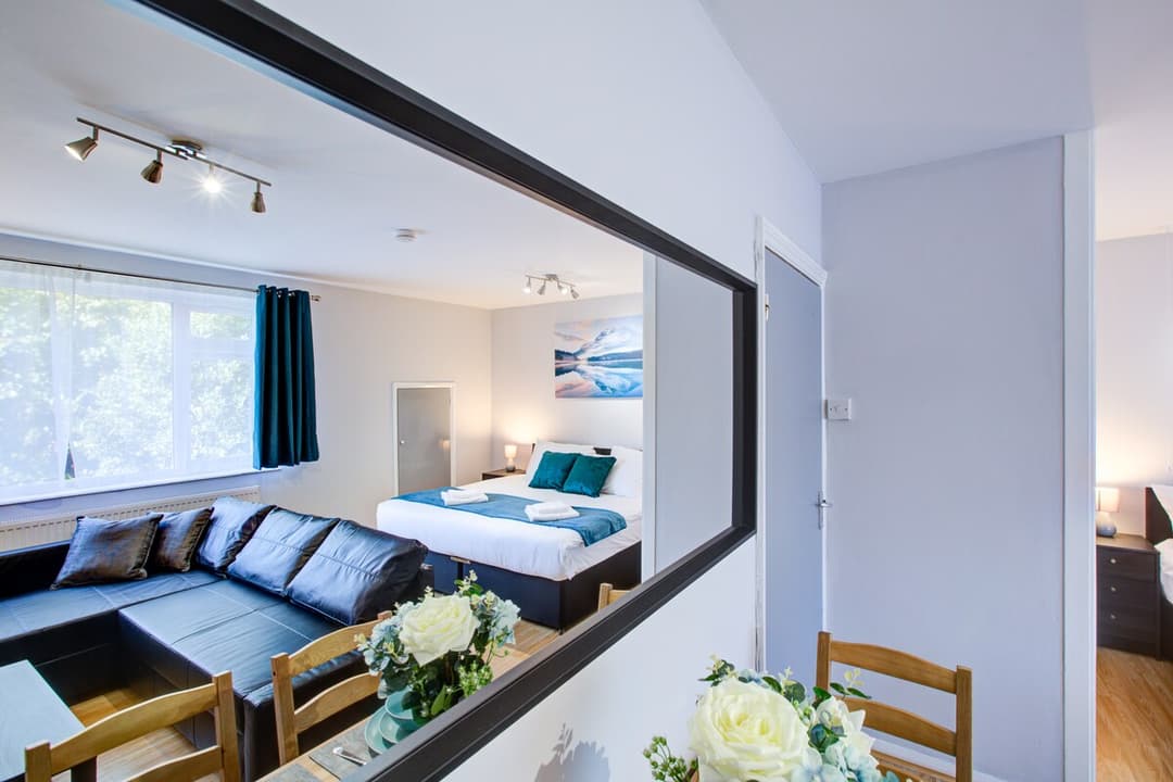 Studio Apartment In Walworth -   - View 4