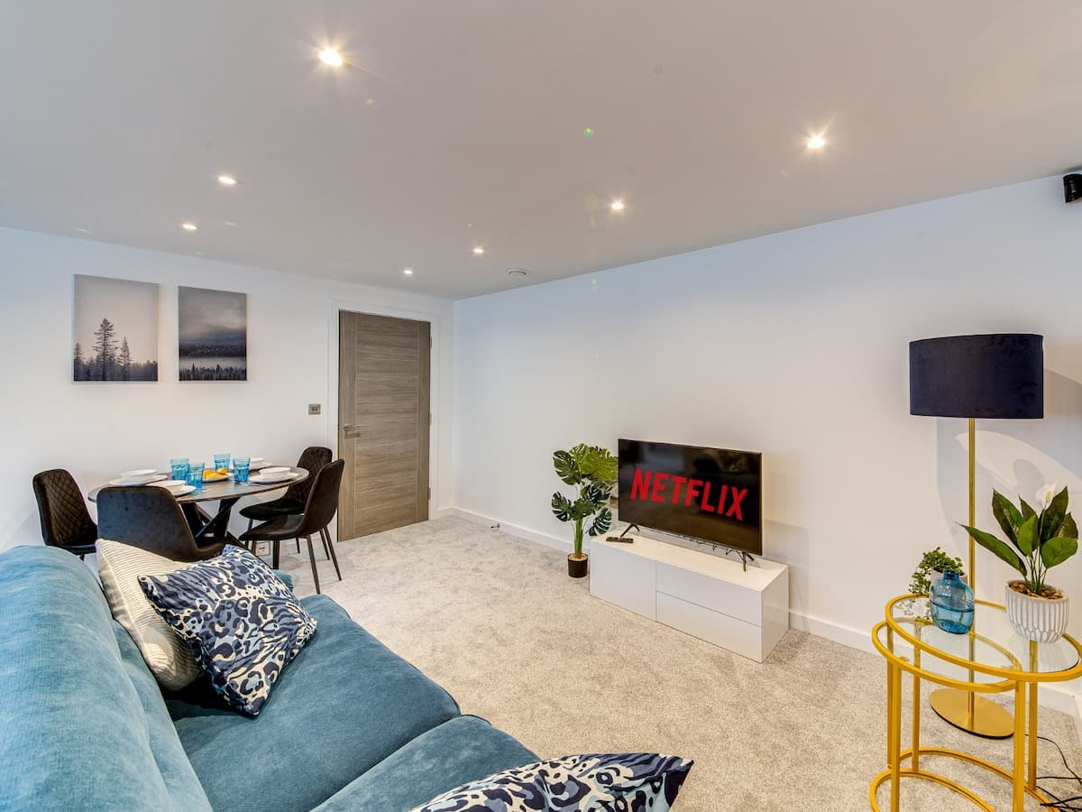 2 Bedroom House