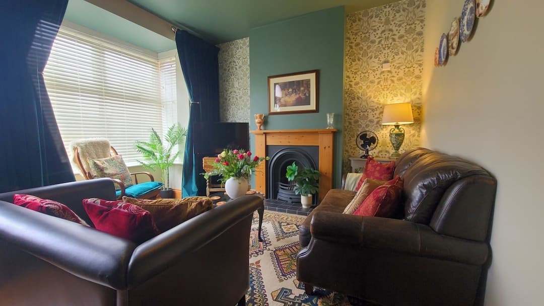 2 Bed Cottage Cannock - View 1