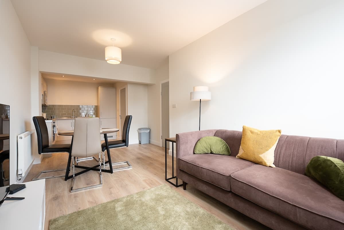 Unique 2bedroom Flat In Bicester Near Village