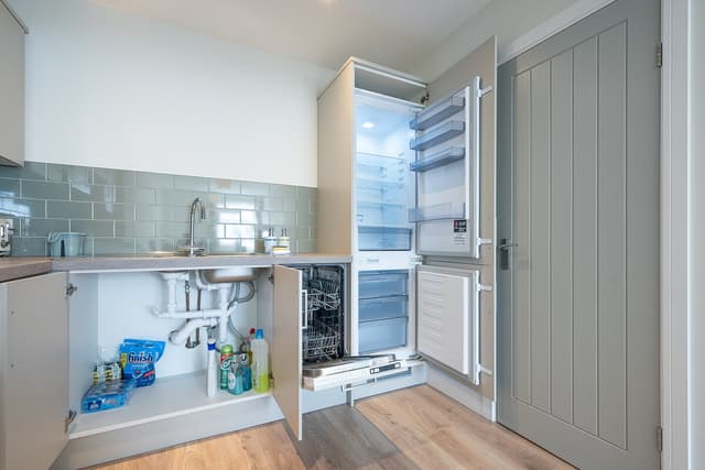 Unique 2bedroom Flat In Bicester Near Village - View 1