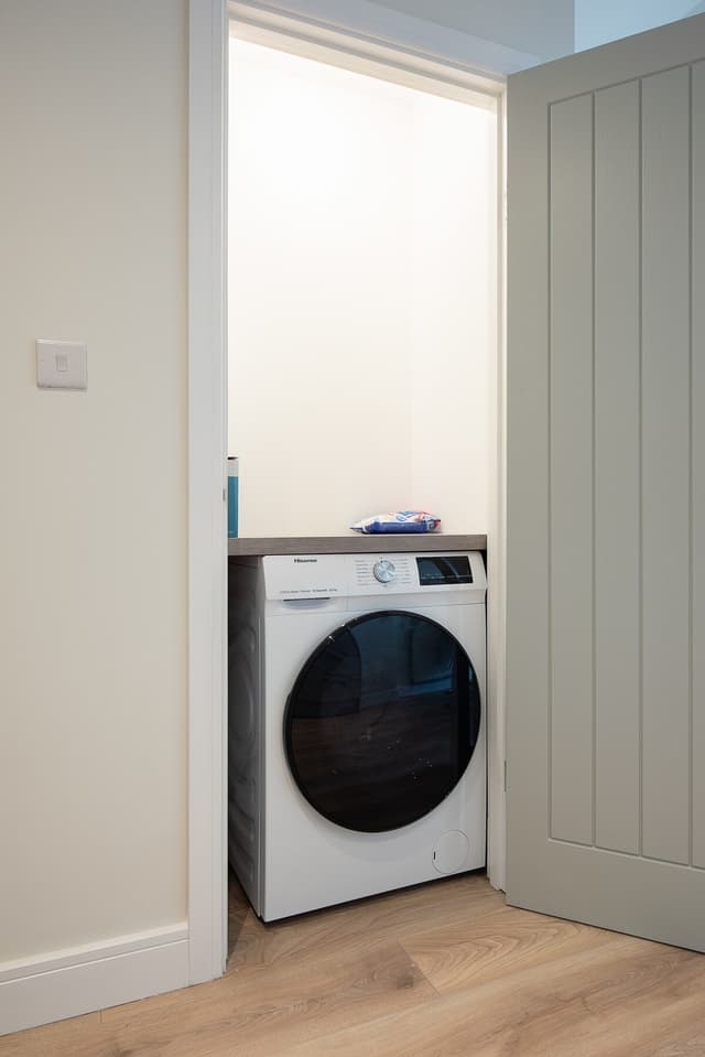 Unique 2bedroom Flat In Bicester Near Village - View 3