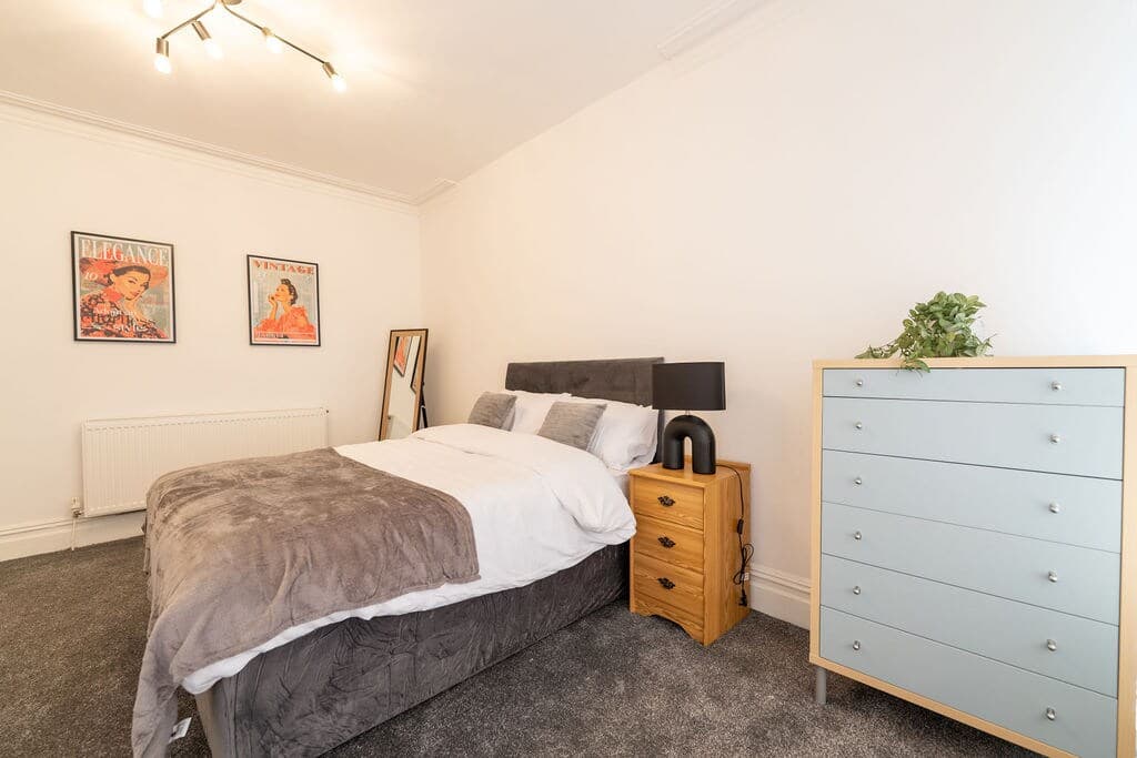 1 Bed Apt By Co-op Live | City Centre | Hospital - View 5