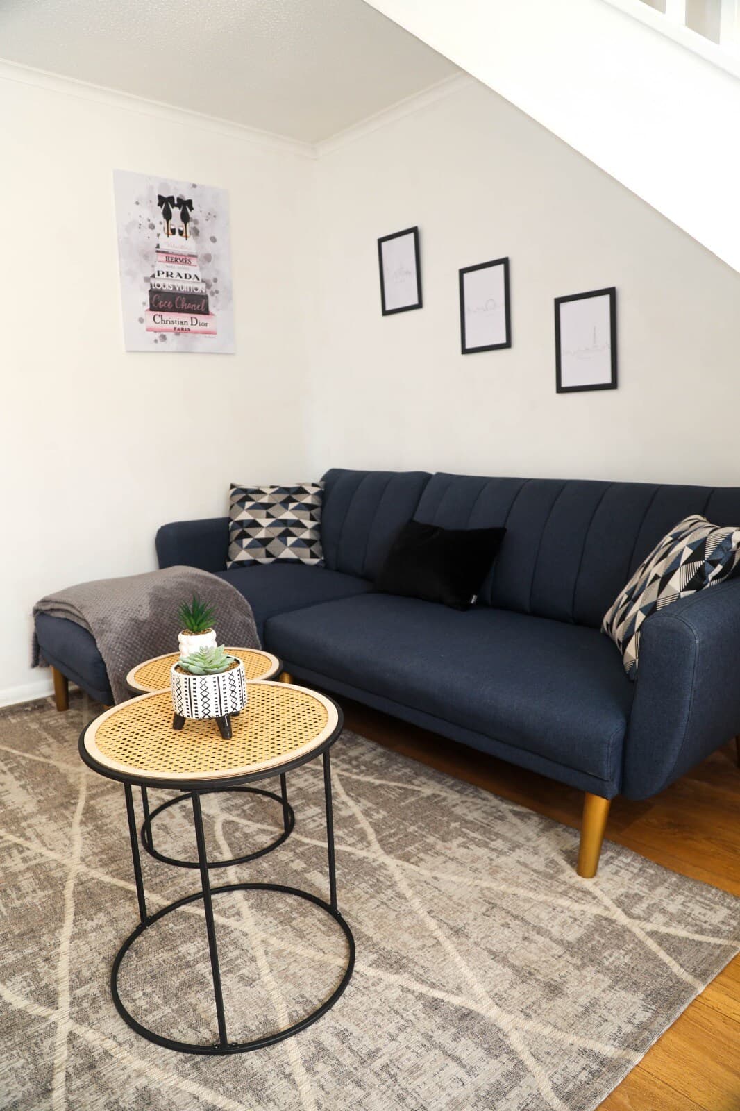 Lux Cozy & Spacious 2bed House - Fast Wi-fi + Parking - Perfect Long Term  - View 3