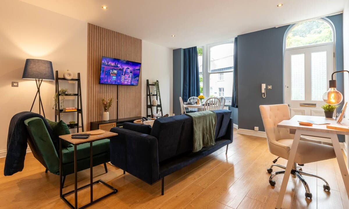 3 Bedroom Apartment