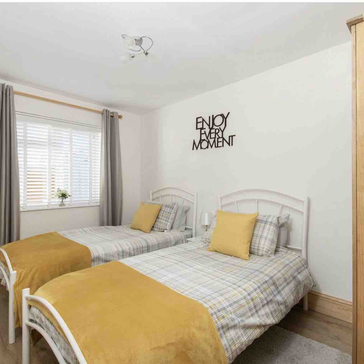 Sleeps 4| Parking| Fully Equipped Cottage | Contractors - View 24
