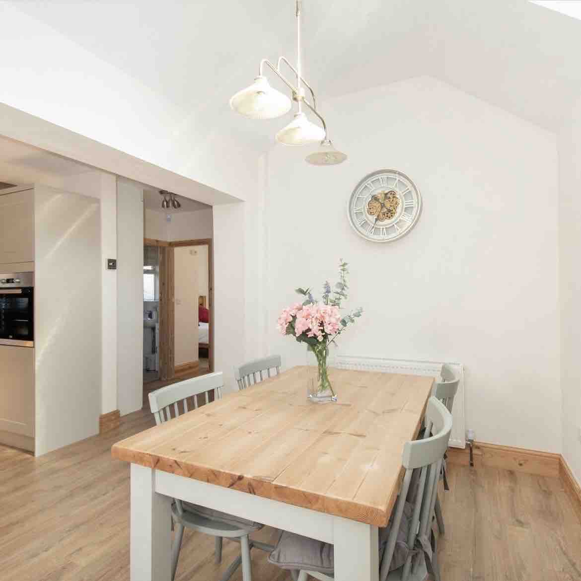 Sleeps 4| Parking| Fully Equipped Cottage | Contractors - View 31
