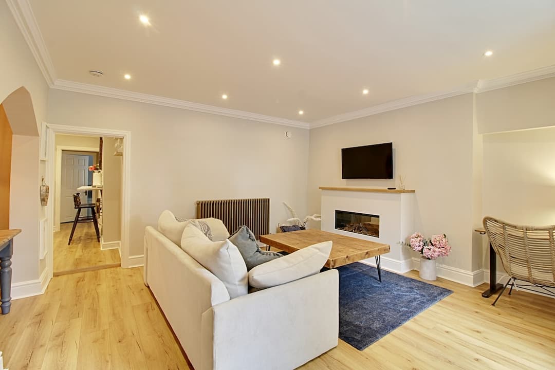 Central Apartment Harrogate | Parking | Conference Centre | Spacious - View 2