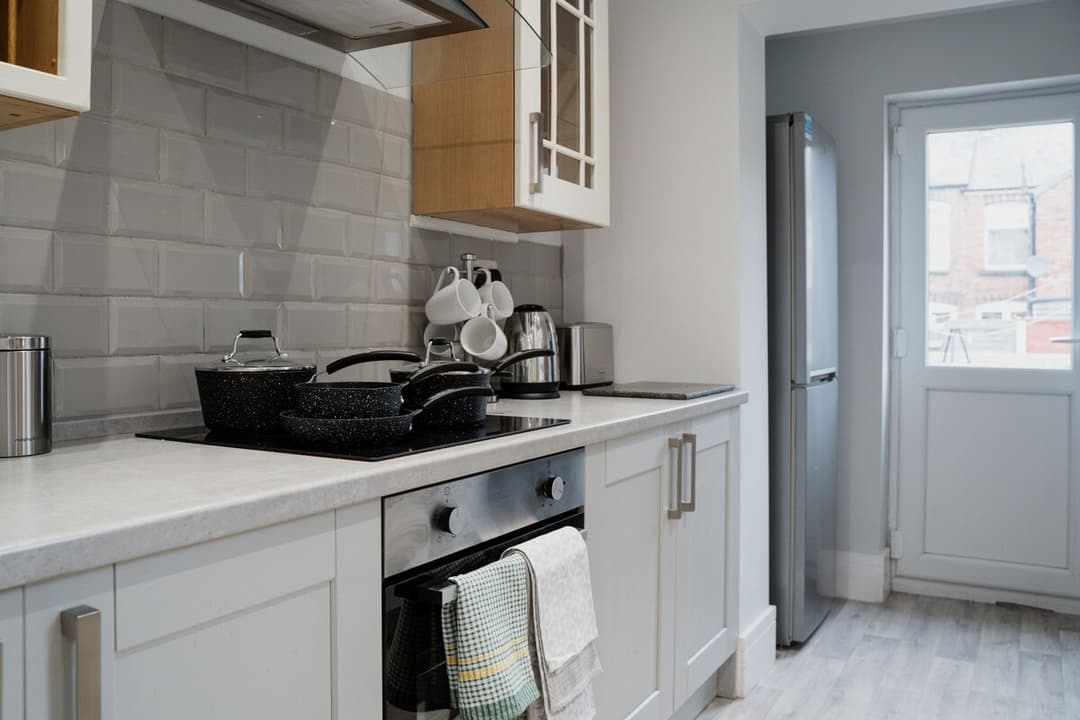 Modern 4 Bedroom House In Crewe | Ideal For Contractors - View 55