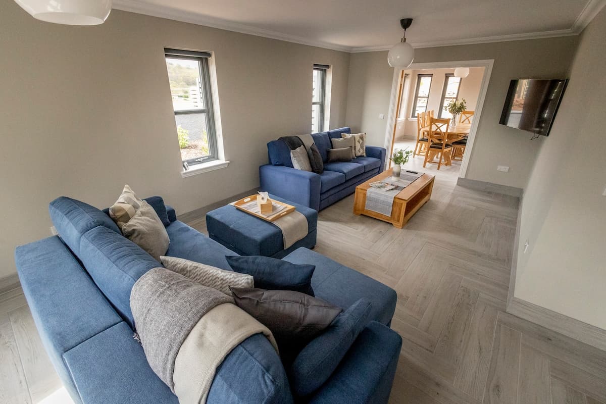 3 Double Bedroom Lodge with Hot Tub (Hire Charge)