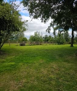 Sleeps 12, Stunning, Dog Friendly, Hot Tub, Rural - View 7