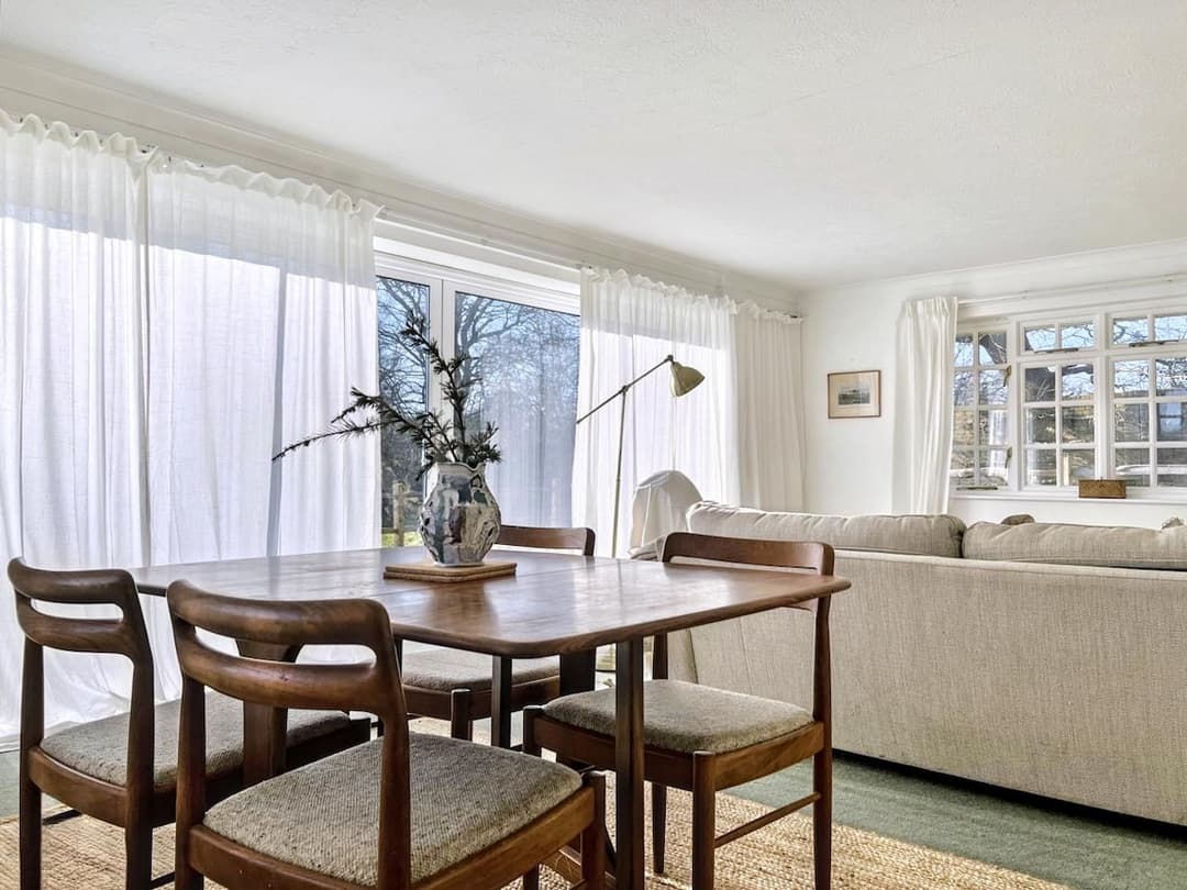 Tranquil 2-Bed Nature Cottage with Free Parking - View 5