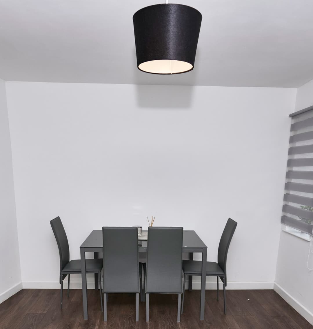 Apartment in Buckinghamshire with Secured Parking - View 3