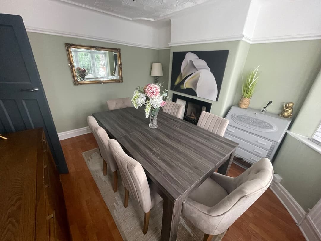 Family-Friendly 3BR  | Garden + Double Driveway - View 20
