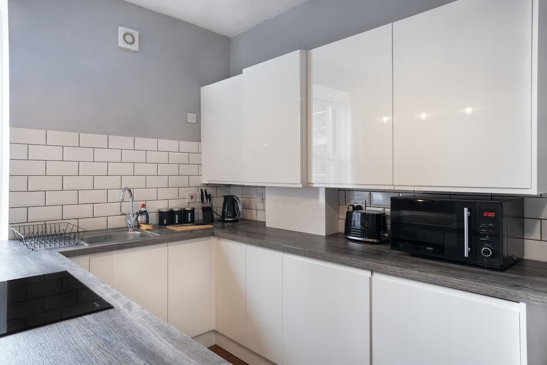 1 Bedroom Apt | Central Location | Dunfermline - View 5