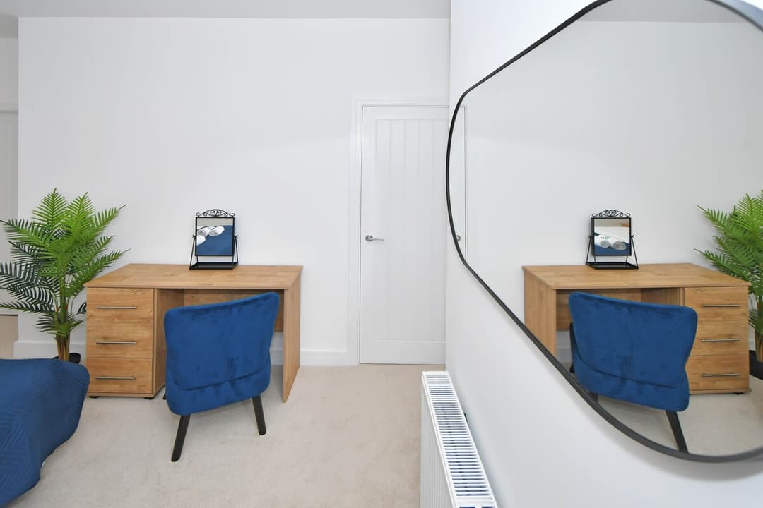 Entire Home In Cheshire East, United Kingdom - View 5