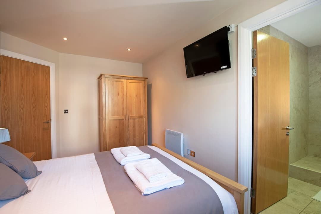 Riverview 2 Bedroom Apartment | Durham - View 2