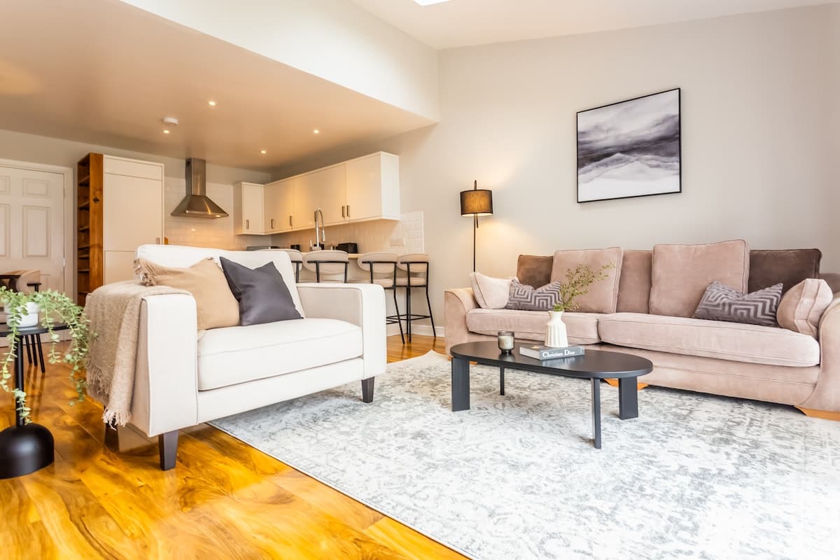 4 Bedroom Apartment