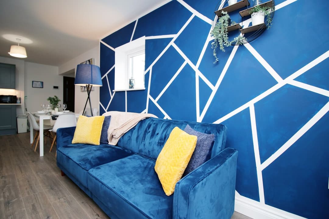 2 Bedroom Apartment Central Cardiff | Parking - View 5