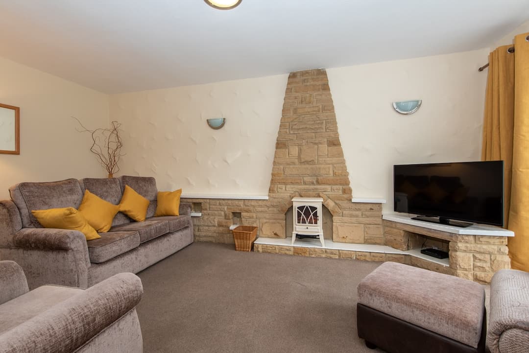 4 Bedroom | 1.5 Bathroom House | North East - View 4
