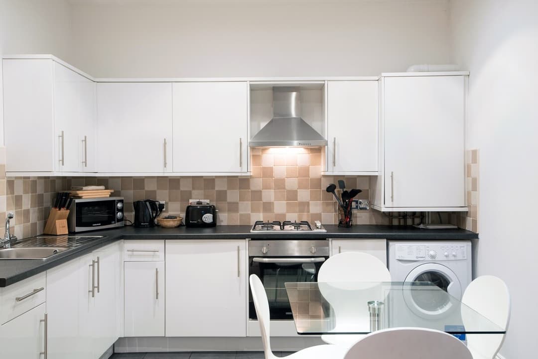 Luxury 2 Bedroom Apartment 2 | Durham | Parking - View 4