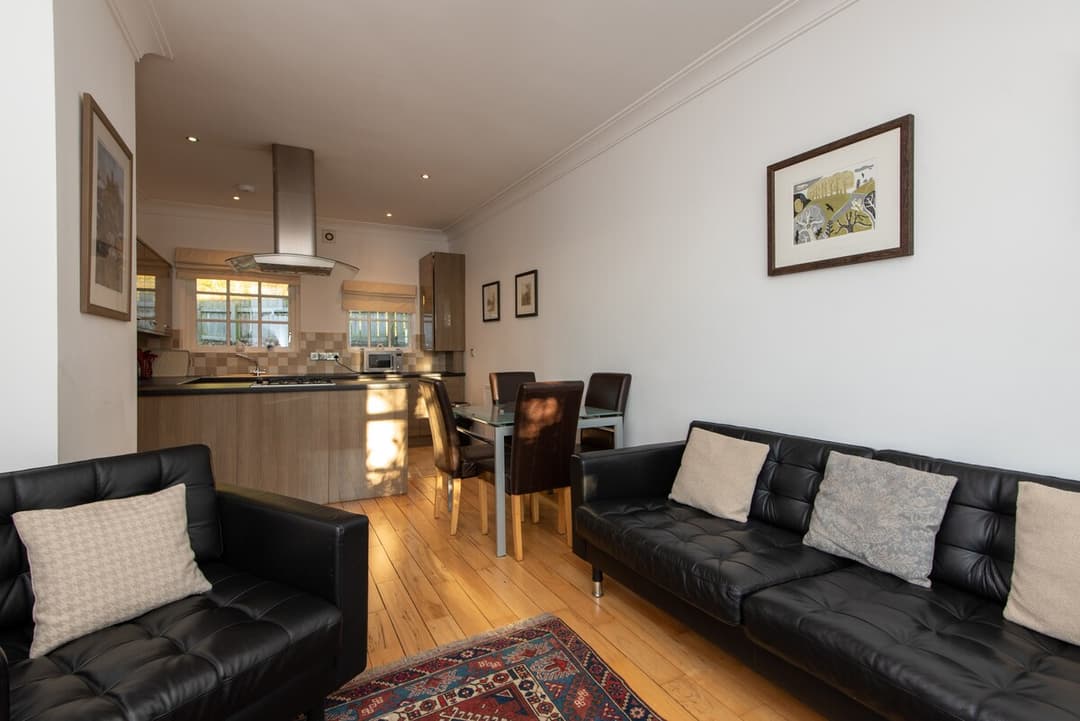 Luxury 2 Bedroom Apartment 4 | Durham | Parking - View 3
