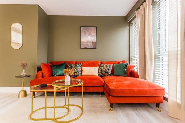 Modern 2 Bedroom Apartment | Parking | Washington - View 1