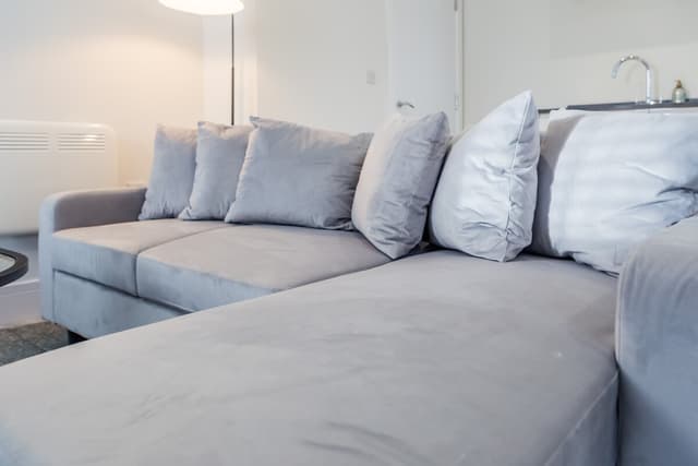 Modern 2 Bedroom Apartment | Parking | Washington - View 2