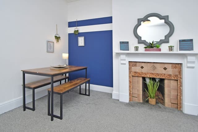 Entire 1 Bedroom Rental Unit In Cheshire East, United Kingdom - View 2
