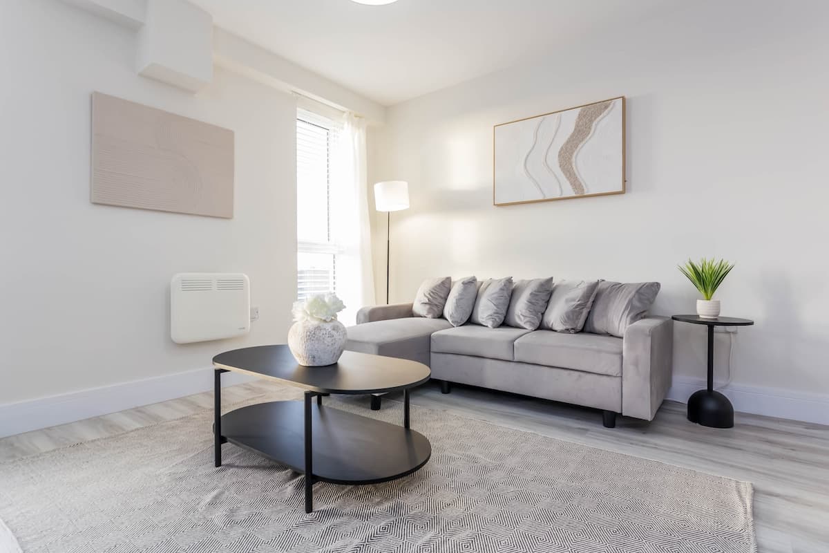 2 Bedroom Apartment