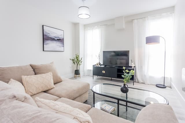 Luxury 2 Bedroom Apartment | Parking | Washington - View 1