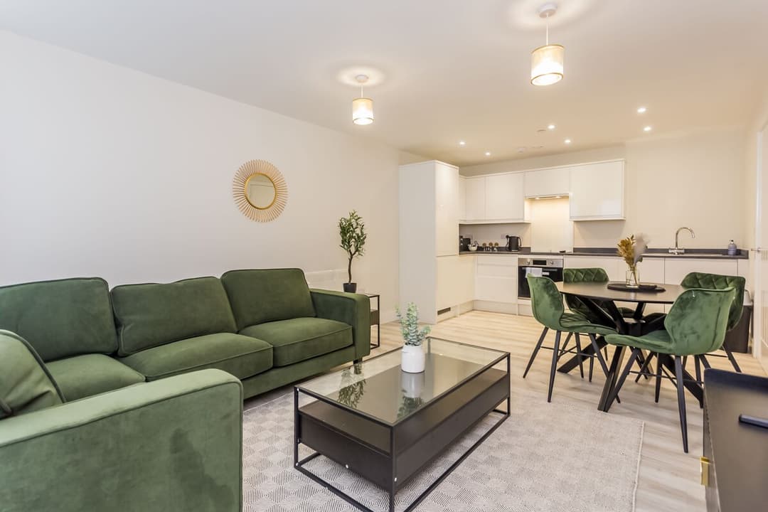 2 Bedroom Apartment | Washington | Parking - View 2
