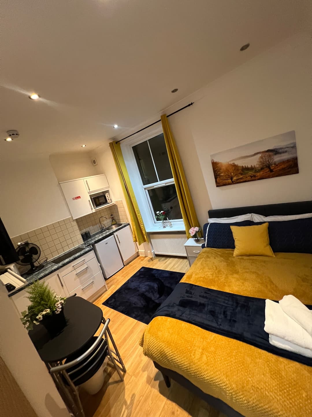 Chic Boutique City Stay | Studio Apartment B - View 2