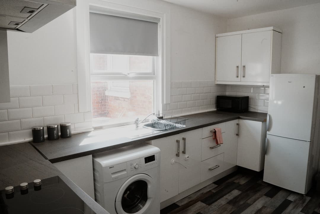 Entire 3 Bedroom Home In Cheshire East, United Kingdom - View 5