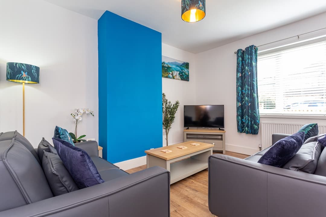 3 Bedroom House | Durham - View 3