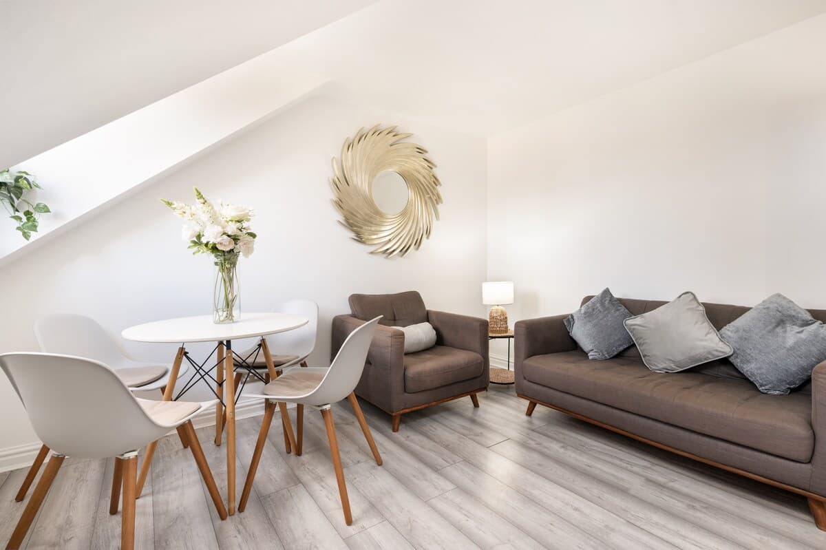 2 Bedroom Apartment
