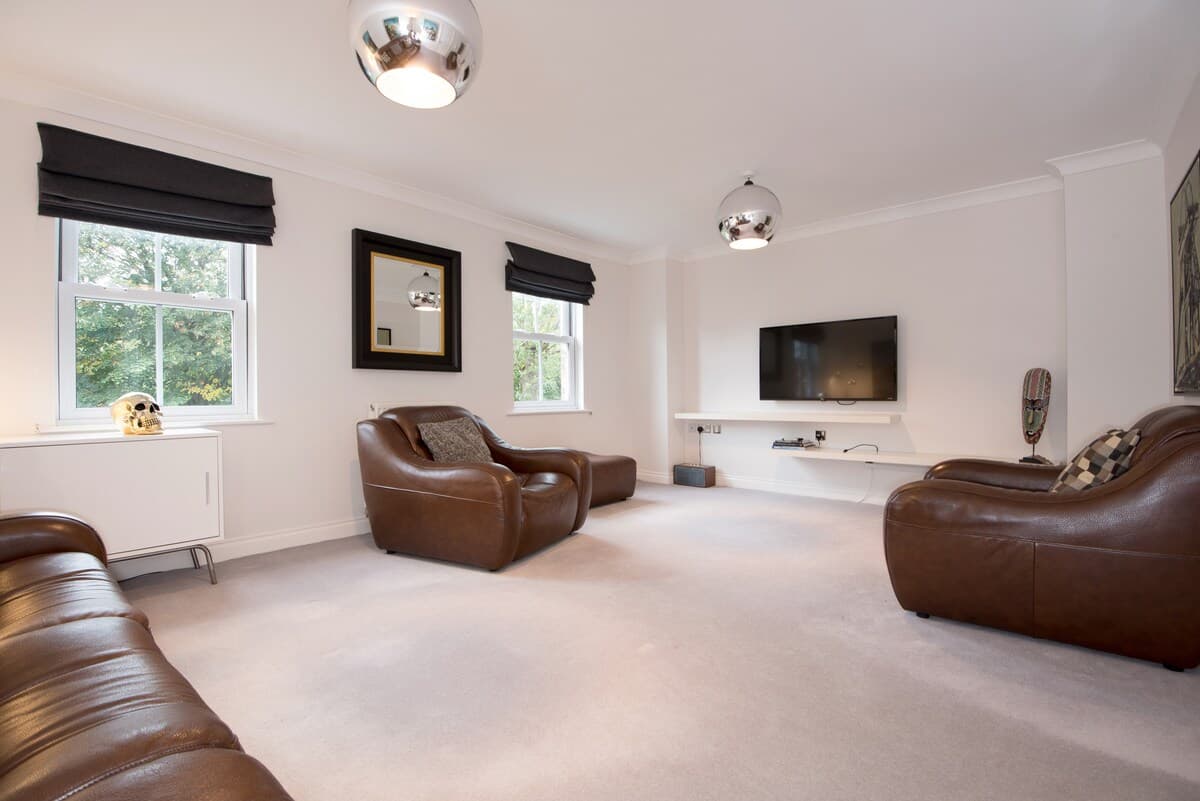 3 Bedroom Townhouse | Durham | Parking