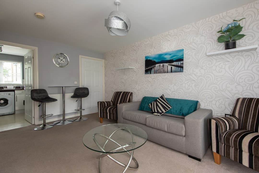 2 Bedroom House | Parking | Durham - View 2
