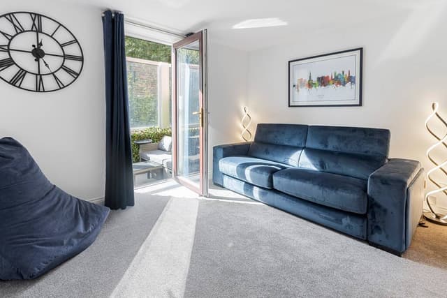  3 Bedroom Waterfront Cottage | Exeter  - View 1