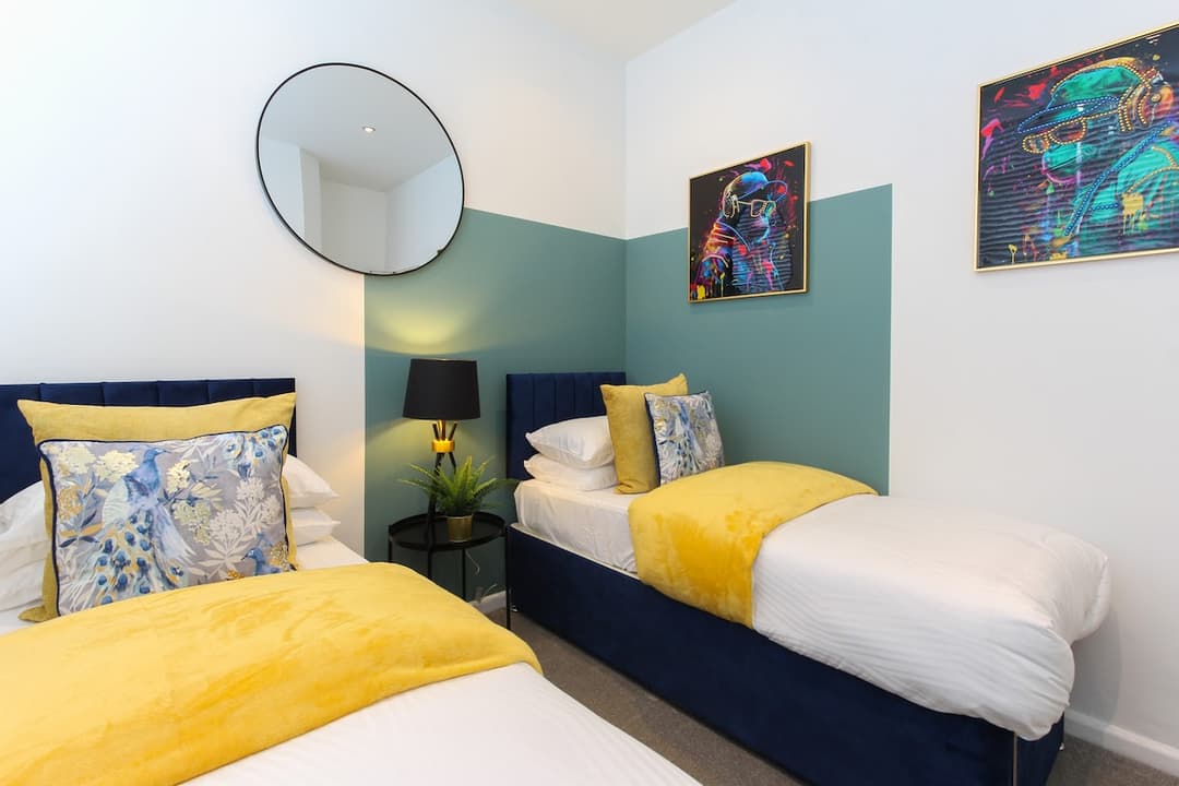 1 Bedroom Apartment | Brighton - View 7