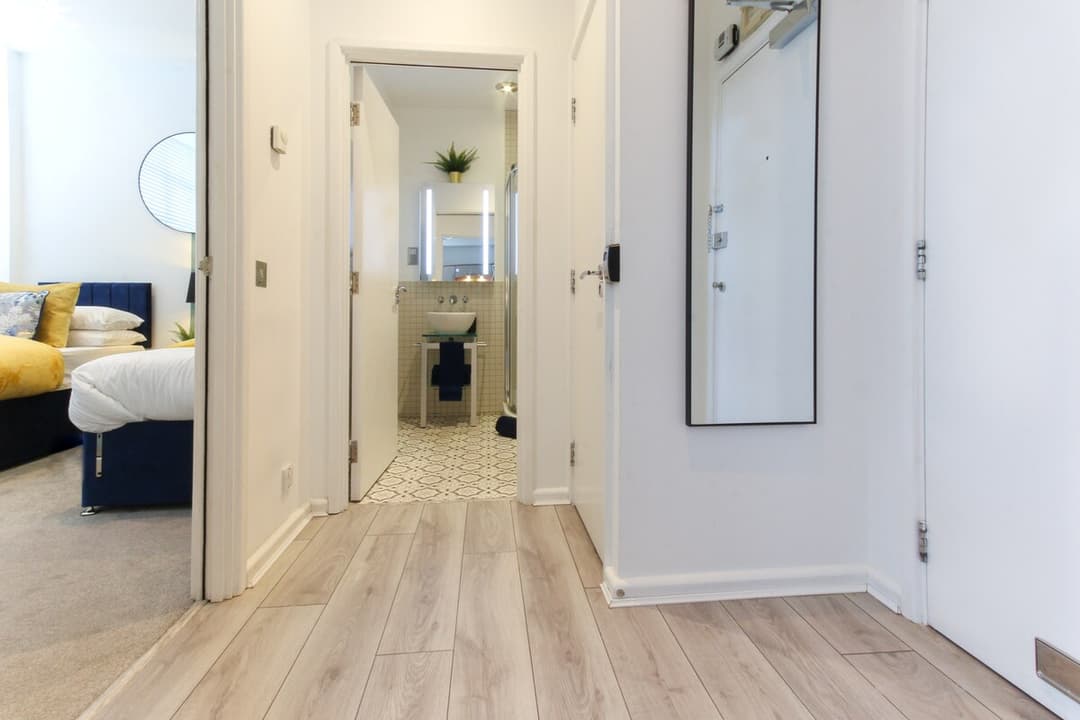 1 Bedroom Apartment | Brighton - View 10
