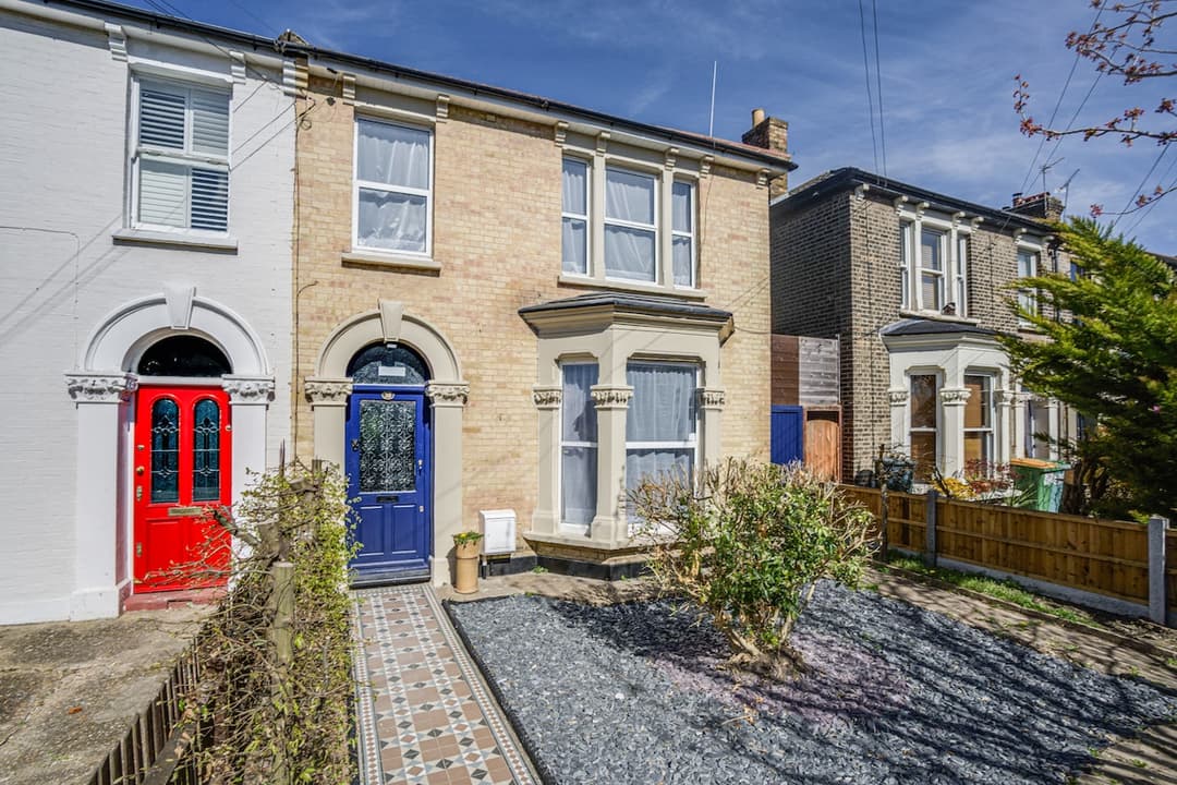 Sleeps 8, Parking, Wifi & Great Transport – Perfect For Contractors - View 17