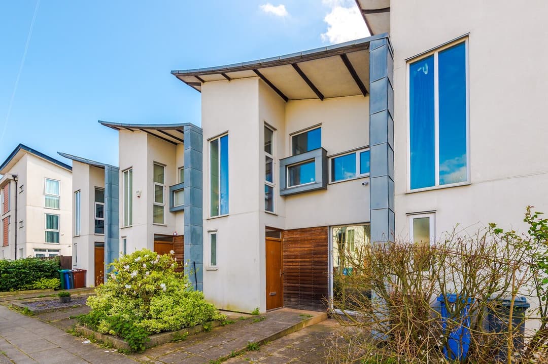 3 Bedroom House | Free Parking | Etihad Stadium | Coop Live - View 7