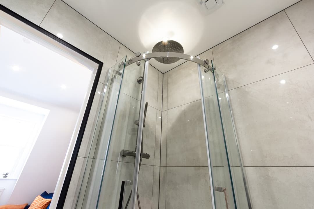 2 Bedroom Apartment | Brighton - View 5