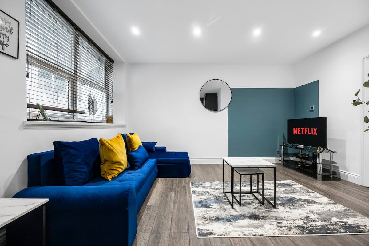 2 Bedroom Apartment