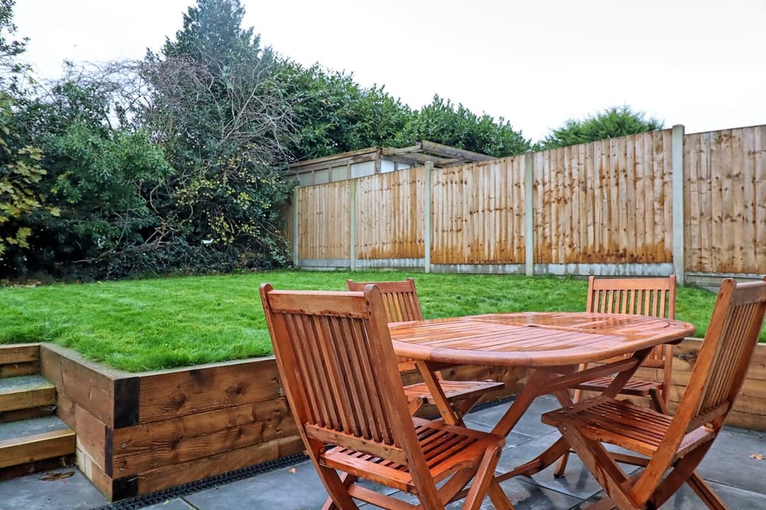 Spacious 5 Bed House | Parking | Garden  - View 17