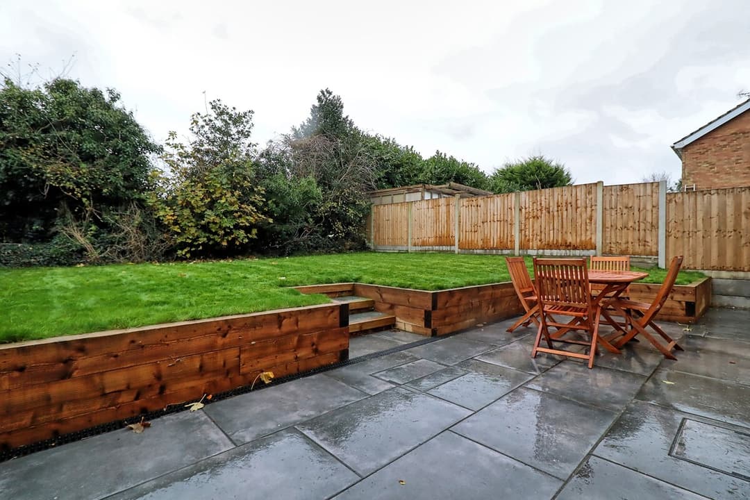 Spacious 5 Bed House | Parking | Garden  - View 38