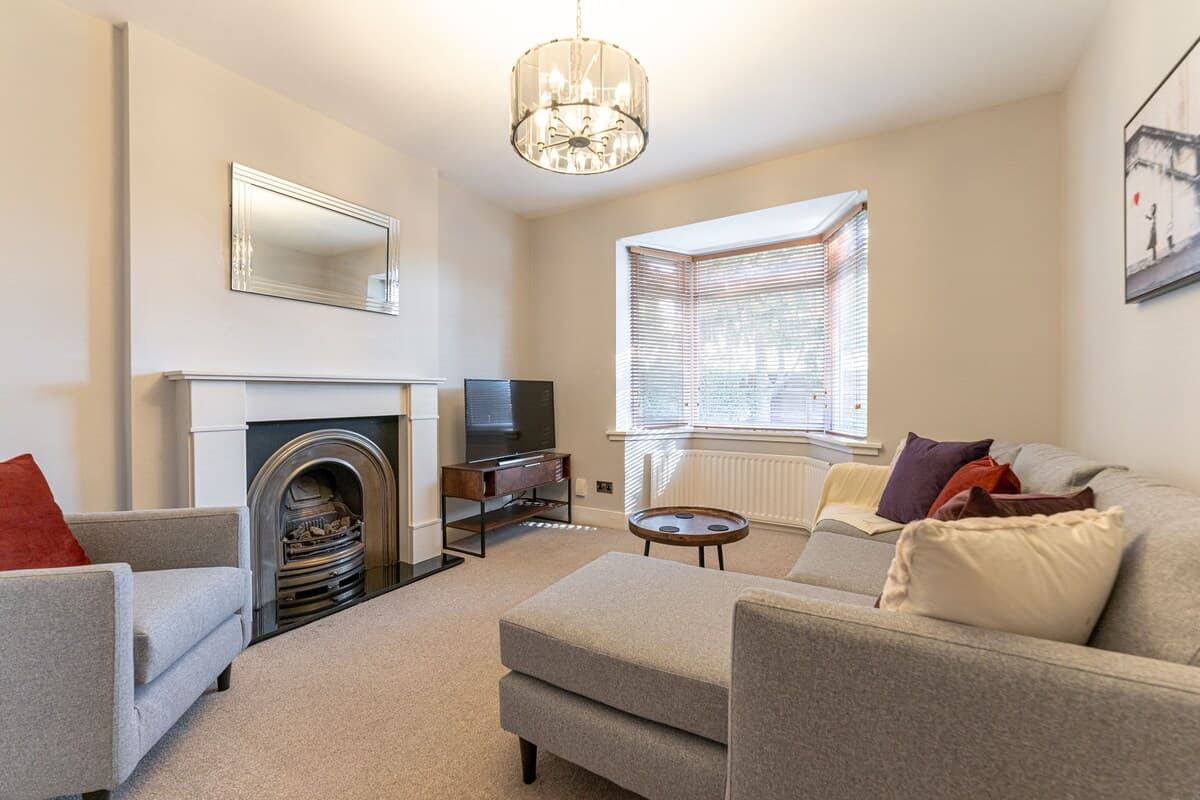 Large Home Near Edgbaston Stadium Birmingham | University